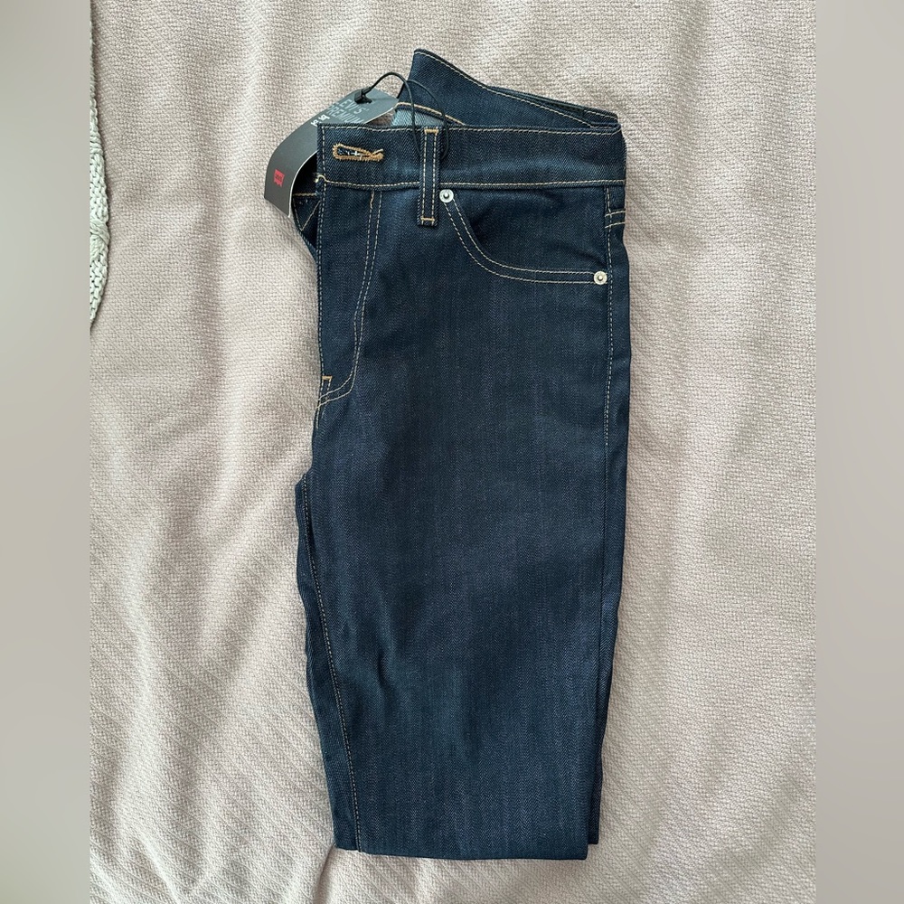 Levi’s Premium 511 Slim